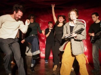 "Труд. Любовь. Искусство.": благотворительный фестиваль в Театре Труда для всей семьи