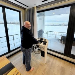 Москвичи выбирают хаусботы: свобода, природа и городская жизнь